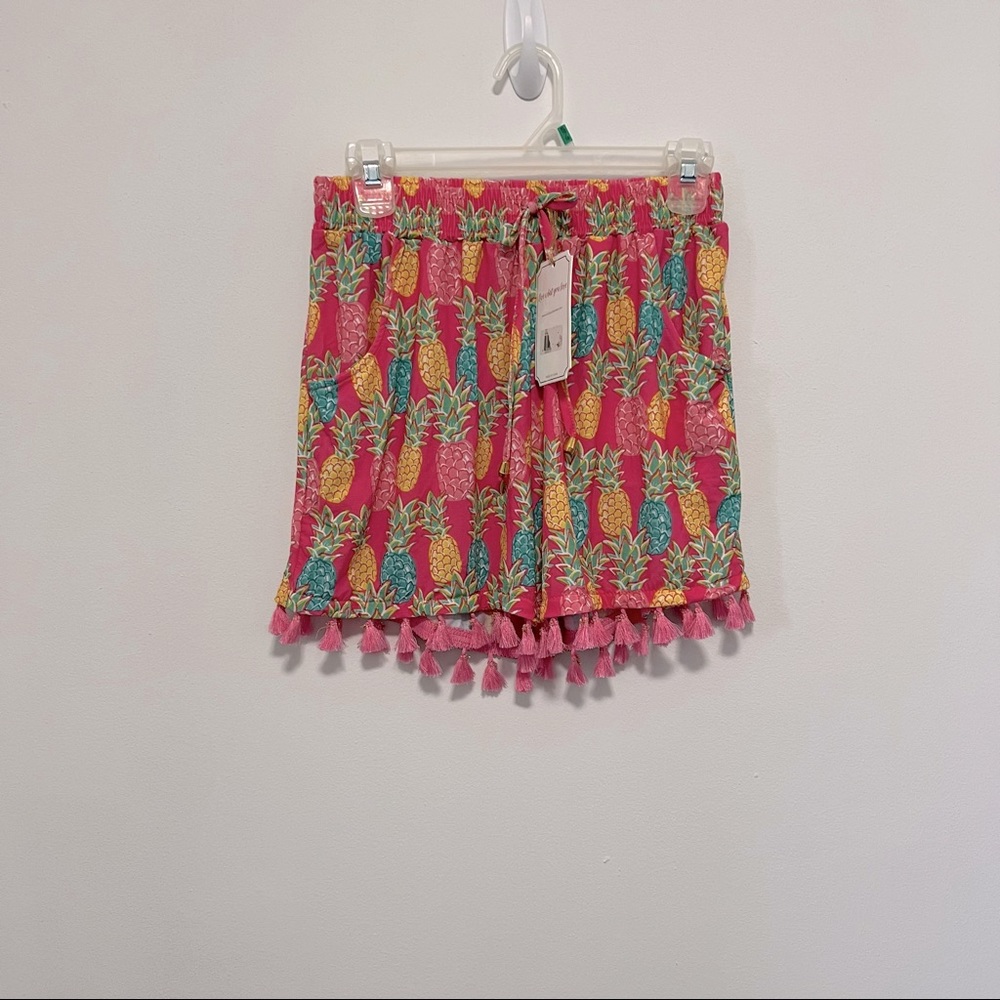 NWT simply southern women’s pineapple shorts Sz S/M